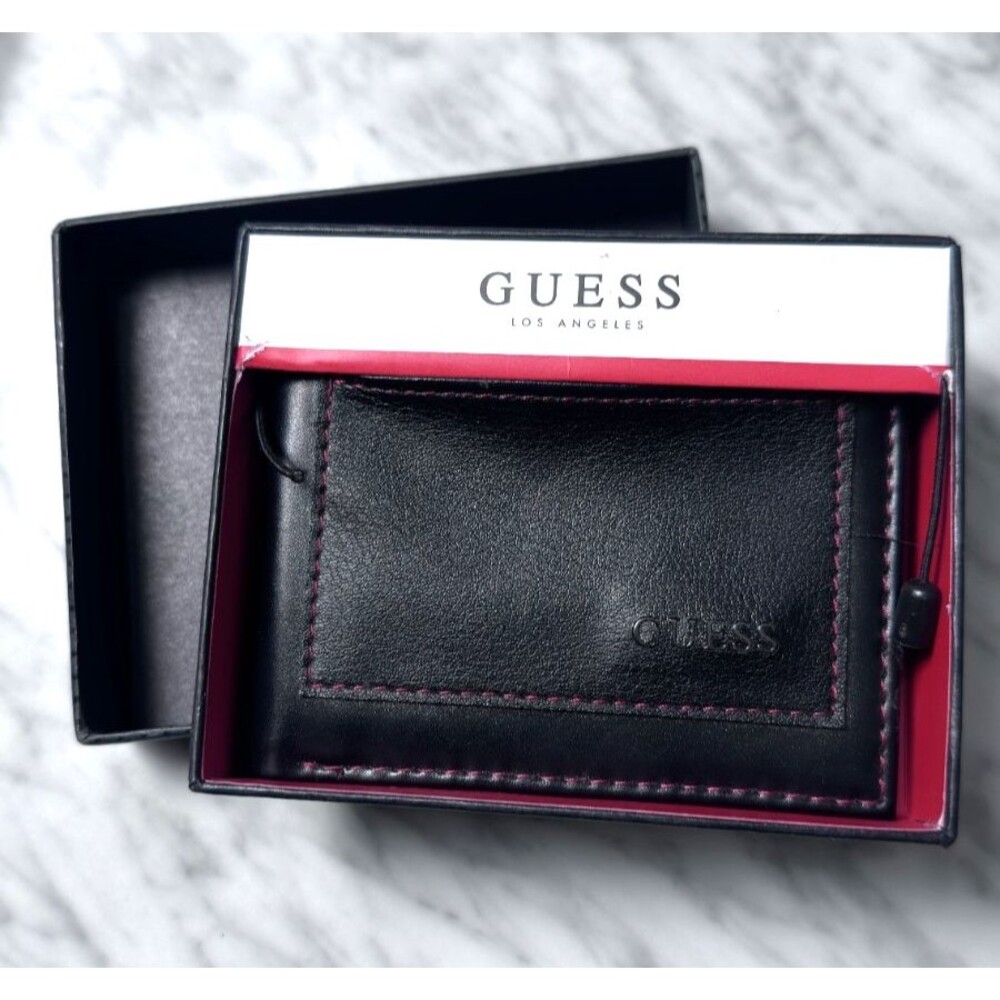 GUESS Men's Black Bifold Wallet Solid Logo Accent Credit Card Slots Folding NEW